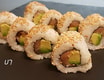 U7 Ura Maki mit Lachs, Avocado, Sesam